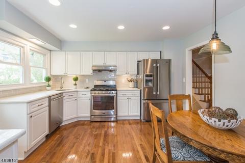 6 Stephen Ct, Montclair, NJ 07043 photo 10