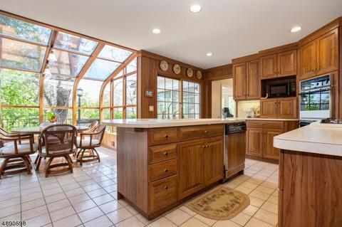16 Cedric Rd, Summit, NJ 07901 photo 10