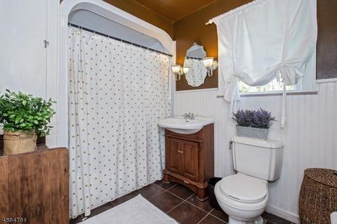 252 Grove St, Montclair, NJ 07042 photo 16