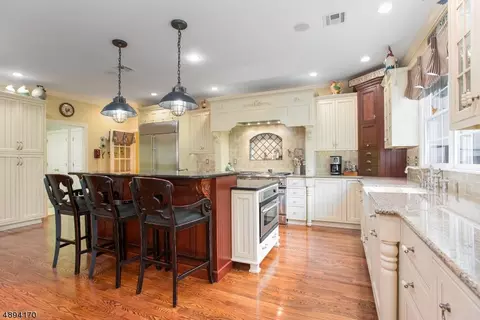3 Lance Dr, Califon, NJ 07830 photo 5