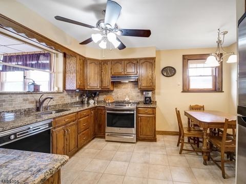 49 Berkeley Ave, Belleville, NJ 07109 photo 7