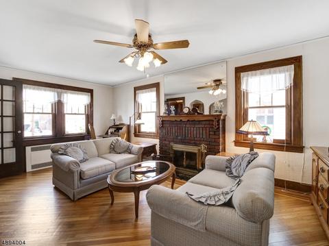 49 Berkeley Ave, Belleville, NJ 07109 photo 3