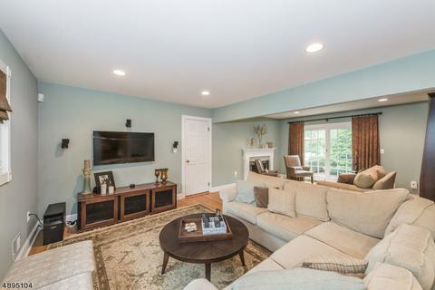 60 Lenox Rd, Wayne, NJ 07470 photo 6