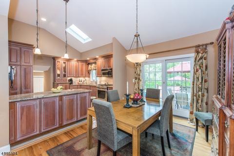 60 Lenox Rd, Wayne, NJ 07470 photo 5