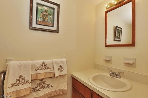 43 Ralph St, Wayne, NJ 07470 photo 17