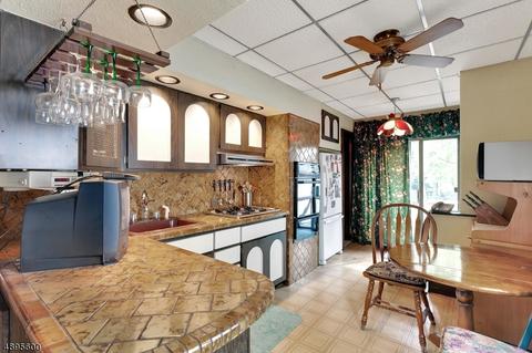 84 E Van Ness Ave, Rutherford, NJ 07070 photo 7