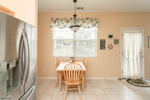 49 Saxton Dr, Hackettstown, NJ 07840 photo 11