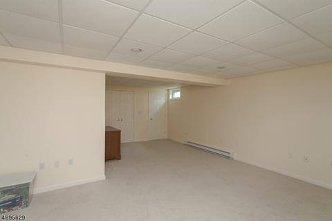 49 Saxton Dr, Hackettstown, NJ 07840 photo 22