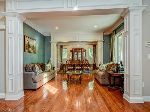 10 Christopher Ct, Montclair, NJ 07042 photo 3