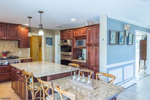 121 Gow Rd, Wayne, NJ 07470 photo 7