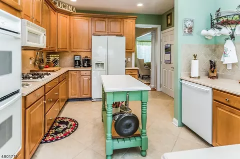 6 Crestview Dr, Clinton, NJ 08809 photo 6