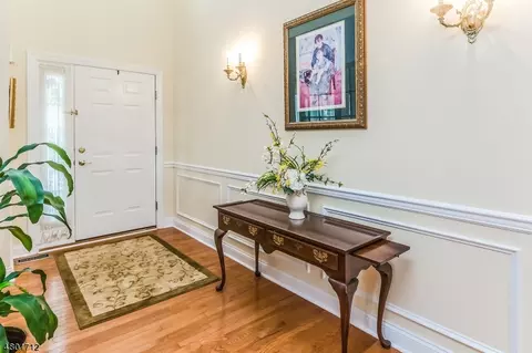 6 Crestview Dr, Clinton, NJ 08809 photo 3