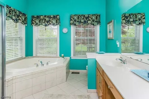 6 Crestview Dr, Clinton, NJ 08809 photo 13