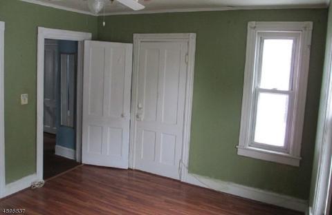 623 E 7th St, Plainfield, NJ 07060 photo 10
