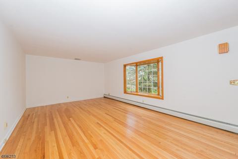 311 11th St, Cresskill, NJ 07626 photo 3