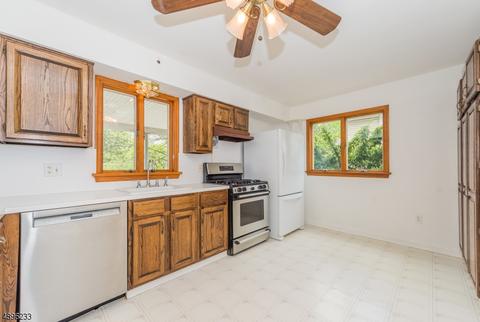 311 11th St, Cresskill, NJ 07626 photo 8