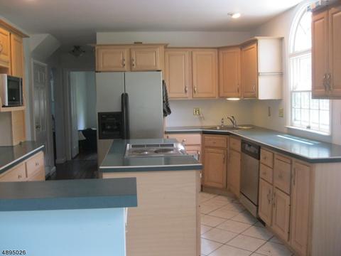 745 Preakness Ave, Wayne, NJ 07470 photo 2
