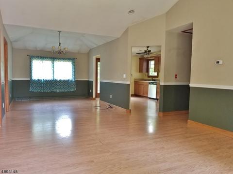 31 Lake Rd, Wayne, NJ 07470 photo 4