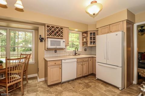 16 River Bend Rd, Clinton, NJ 08809 photo 13