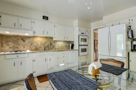 1562 Brookside Rd, Mountainside, NJ 07092 photo 11