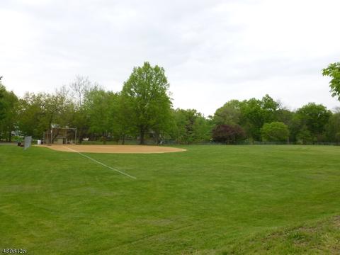 17 Nelson Pl, Nutley, NJ 07110 photo 7