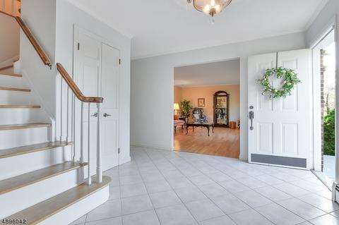 34 Darlington Dr, Wayne, NJ 07470 photo 4