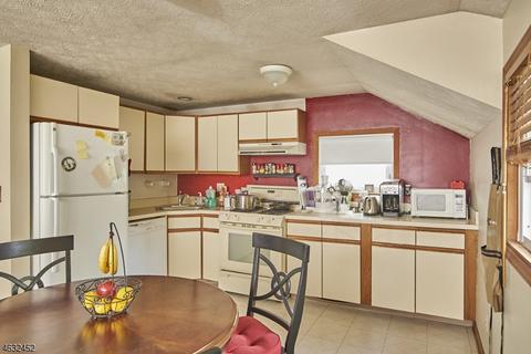 41 Clinton Ave, Springfield, NJ 07081 photo 14