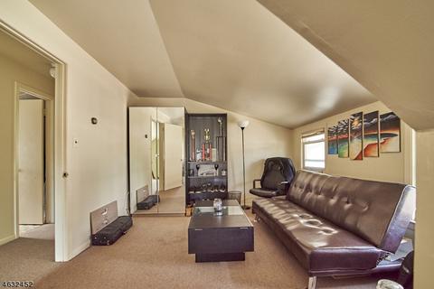 41 Clinton Ave, Springfield, NJ 07081 photo 10