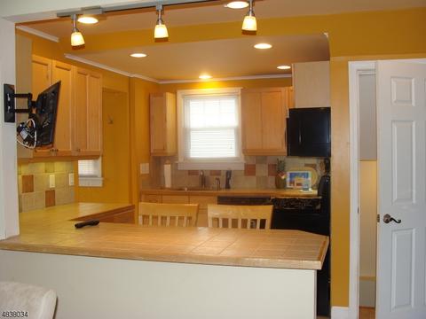 159 Delacy Ave, North Plainfield, NJ 07060 photo 3