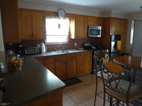 1584 Wainwright St, Hillside, NJ 07205 photo 7
