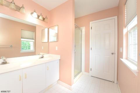 11 Micheline Ct, Wayne, NJ 07470 photo 17