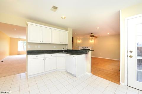 11 Micheline Ct, Wayne, NJ 07470 photo 10