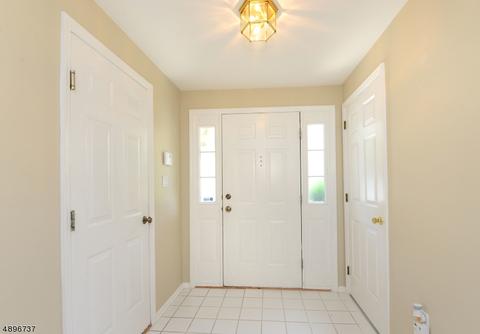 11 Micheline Ct, Wayne, NJ 07470 photo 2