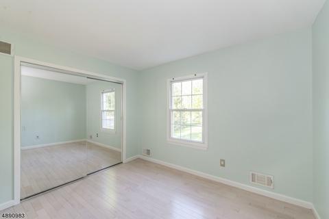 2 Bowfell Ct, Wayne, NJ 07470 photo 16