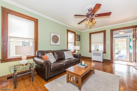 26 Baldwin Pl, Belleville, NJ 07109 photo 4
