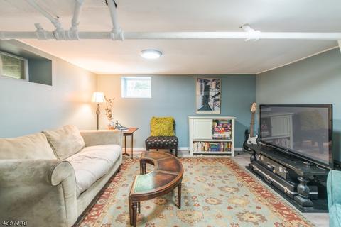 75 Edgemont Rd, Montclair, NJ 07043 photo 21