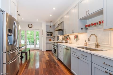 75 Edgemont Rd, Montclair, NJ 07043 photo 11