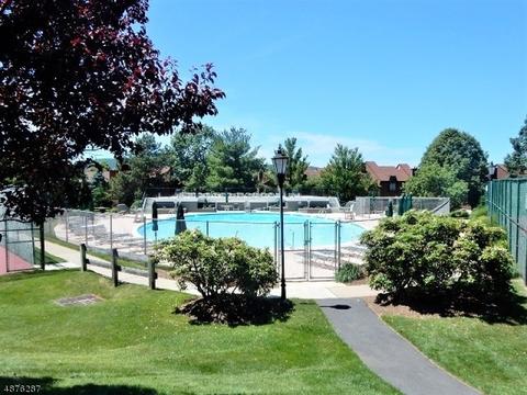 102 Wimbledon Sq, Hackettstown, NJ 07840 photo 14