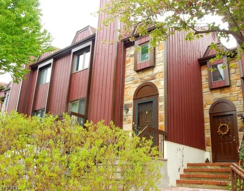 102 Wimbledon Sq, Hackettstown, NJ 07840 photo 2