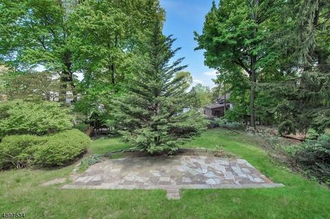 101 Undercliff Rd, Montclair, NJ 07042 photo 24