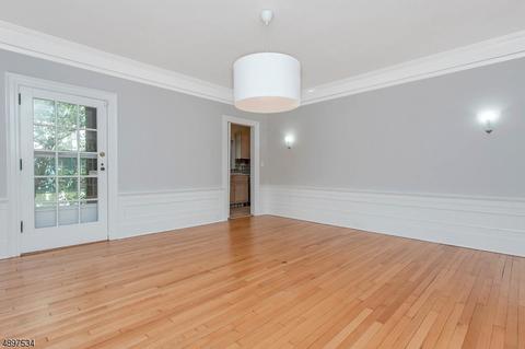 101 Undercliff Rd, Montclair, NJ 07042 photo 12