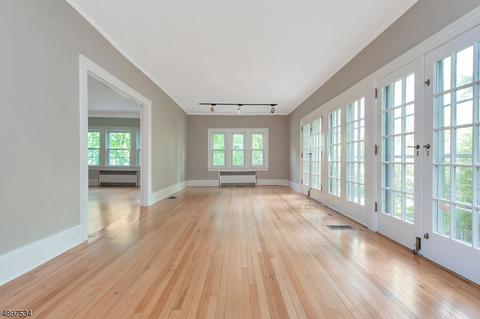 101 Undercliff Rd, Montclair, NJ 07042 photo 8