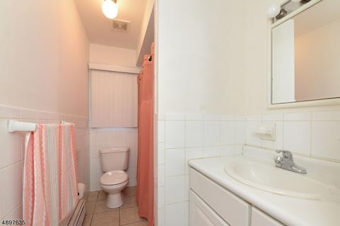 124 Claremont Ter, Wayne, NJ 07470 photo 9