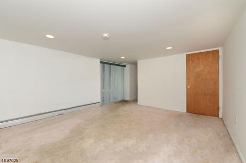 124 Claremont Ter, Wayne, NJ 07470 photo 15