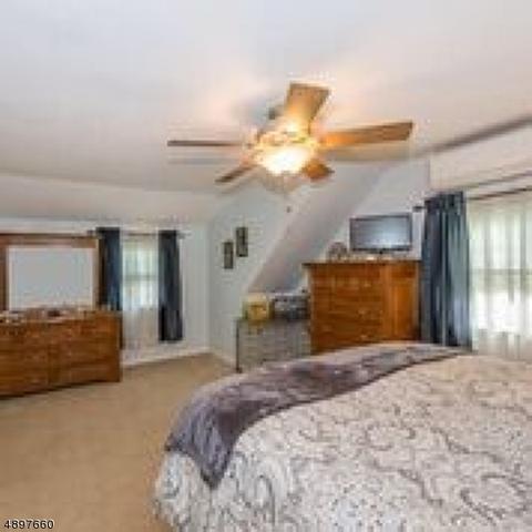 27 Lyon Rd, Waldwick, NJ 07463 photo 15