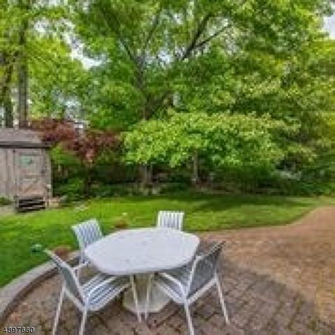 27 Lyon Rd, Waldwick, NJ 07463 photo 19