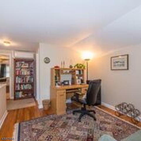 27 Lyon Rd, Waldwick, NJ 07463 photo 11