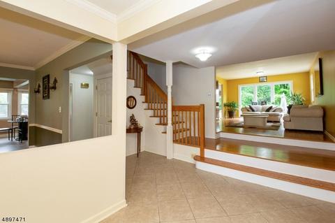 79 Anderson Dr, Wayne, NJ 07470 photo 4