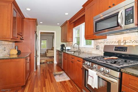 75 E Lewis St, Basking Ridge, NJ 07920 photo 5