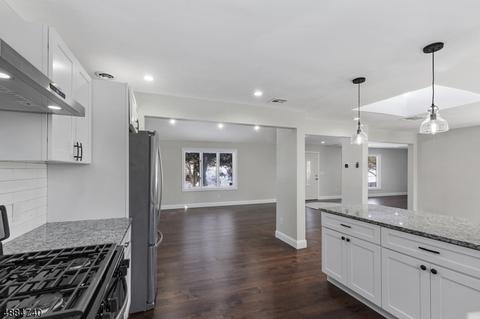 24 Kievit Rd, Wayne, NJ 07470 photo 6